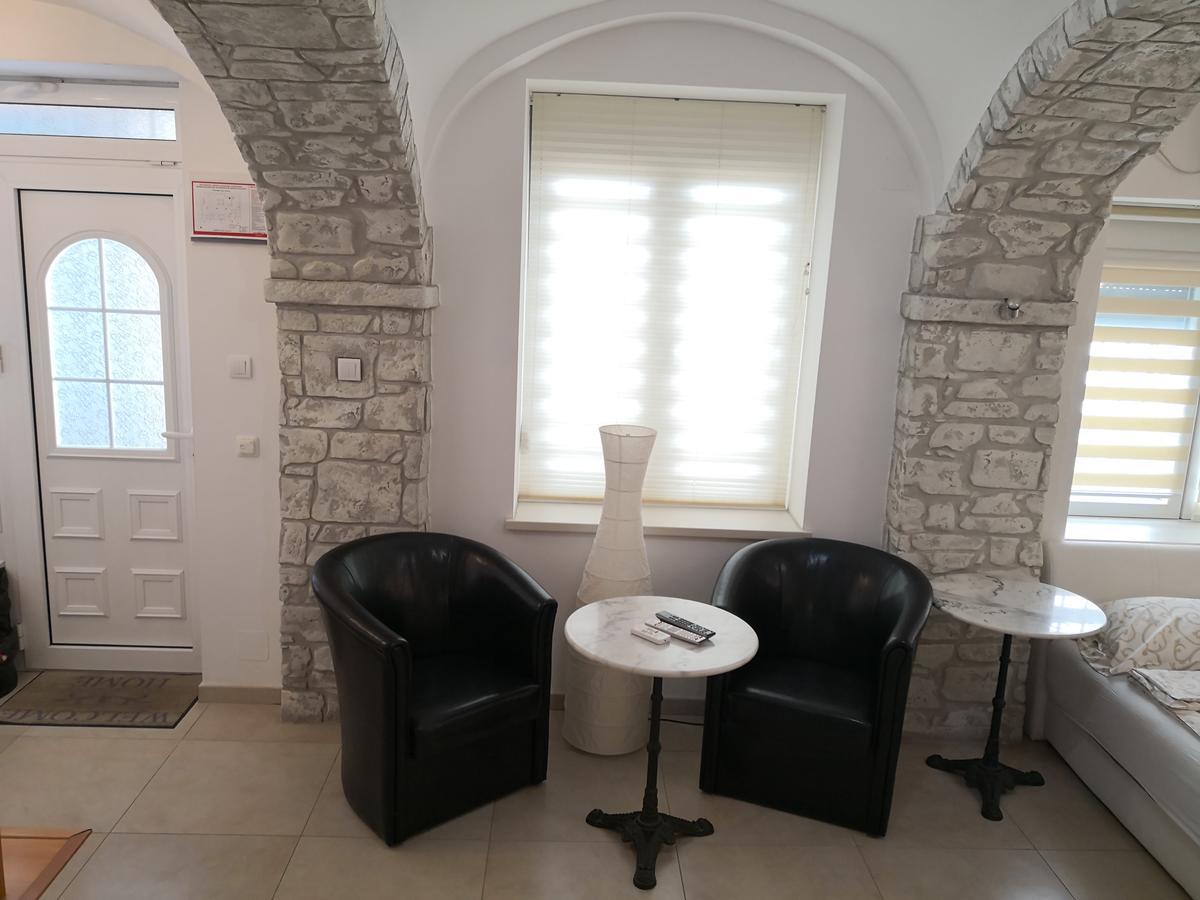Apartment Zemun Old Town Center Belgrado Exterior foto